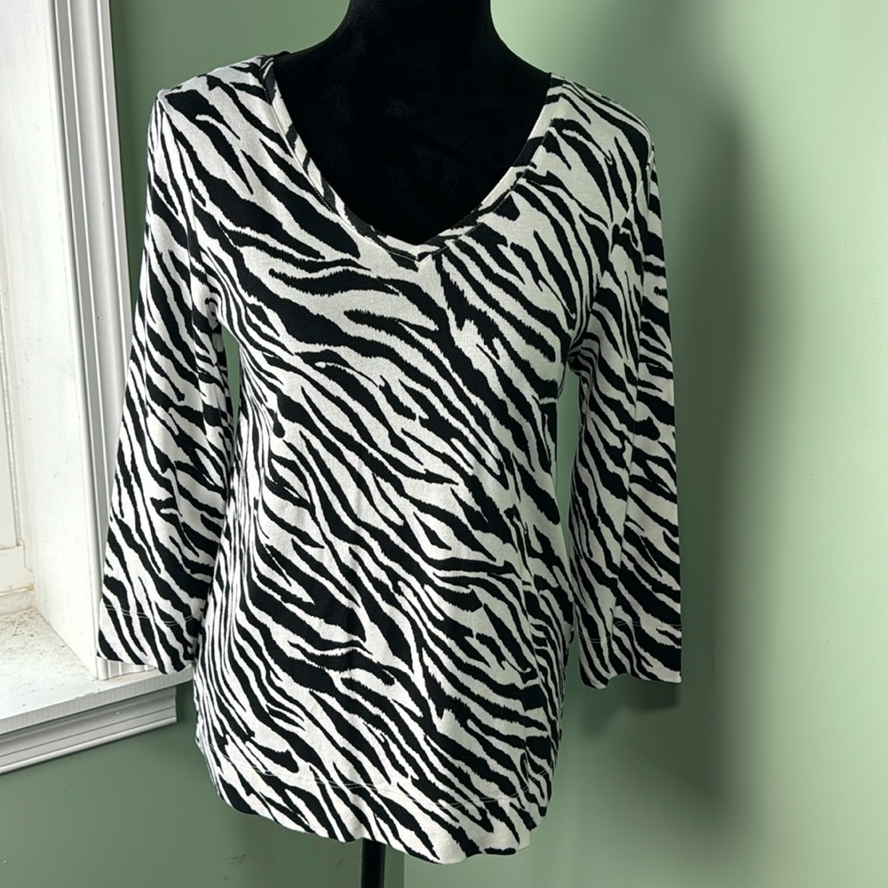 Chicos zebra print sweater size one